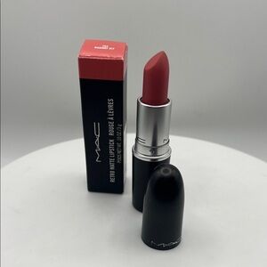 MAC Cosmetics Lipstick - Runway Hit